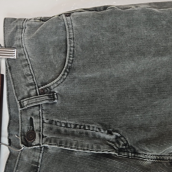 📌 Levi’s Premium Men’s Corduroy Pants – Gray W33 L32 (Measures 34x28.5) - Picture 4 of 9